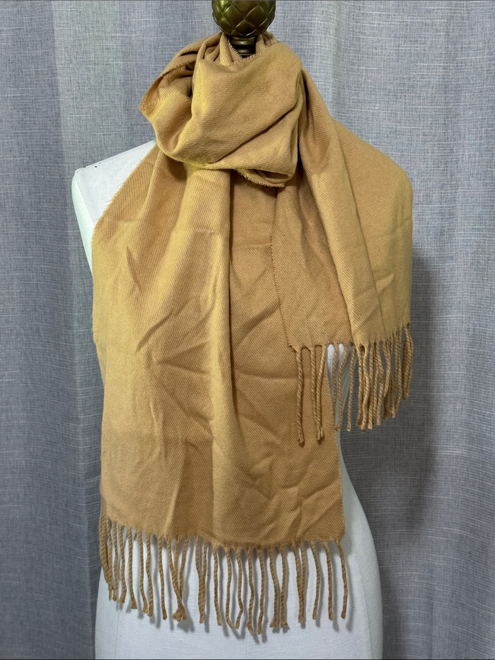 Made in Italy-Unisex Scarf-EUC-Classic Camel Tan-Twisted Fringe-Acrylic